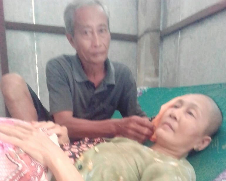 Chồng mang bệnh nuôi vợ ung thư